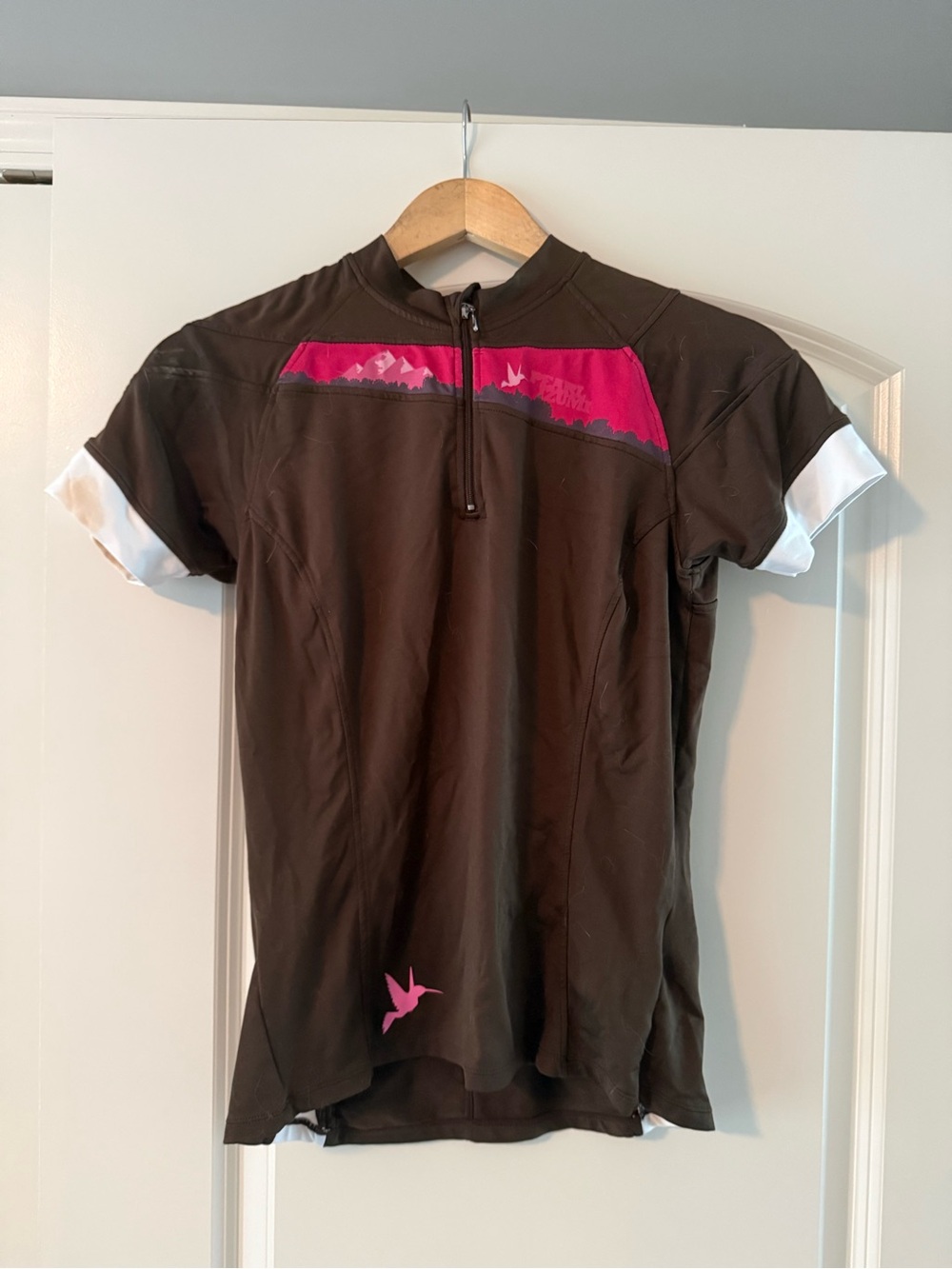 Pearl Izumi Brown and Pink Short-Sleeve Cycling Jersey